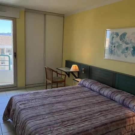 Lägenhet Open 41m2 4eme Etage Vue Sur Piscine